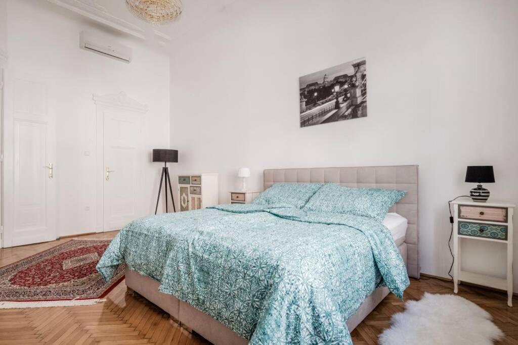 בודפשט Oktober 6/8 Apartment מראה חיצוני תמונה