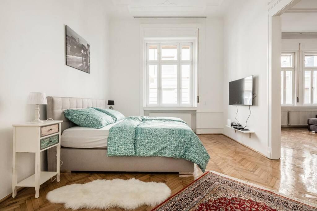 בודפשט Oktober 6/8 Apartment מראה חיצוני תמונה
